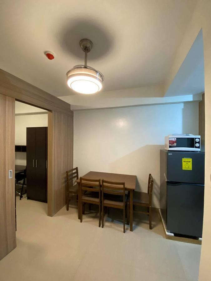 Shore Residences Pasay Luaran gambar