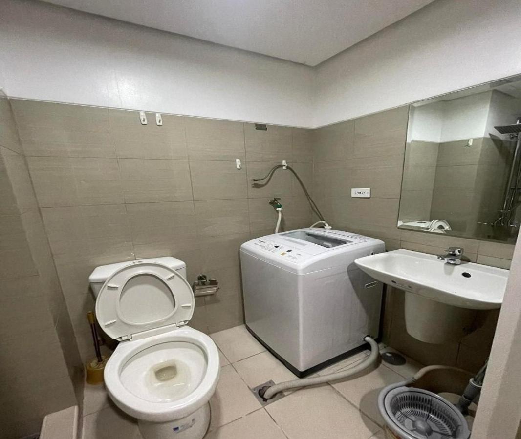 Shore Residences Pasay Luaran gambar