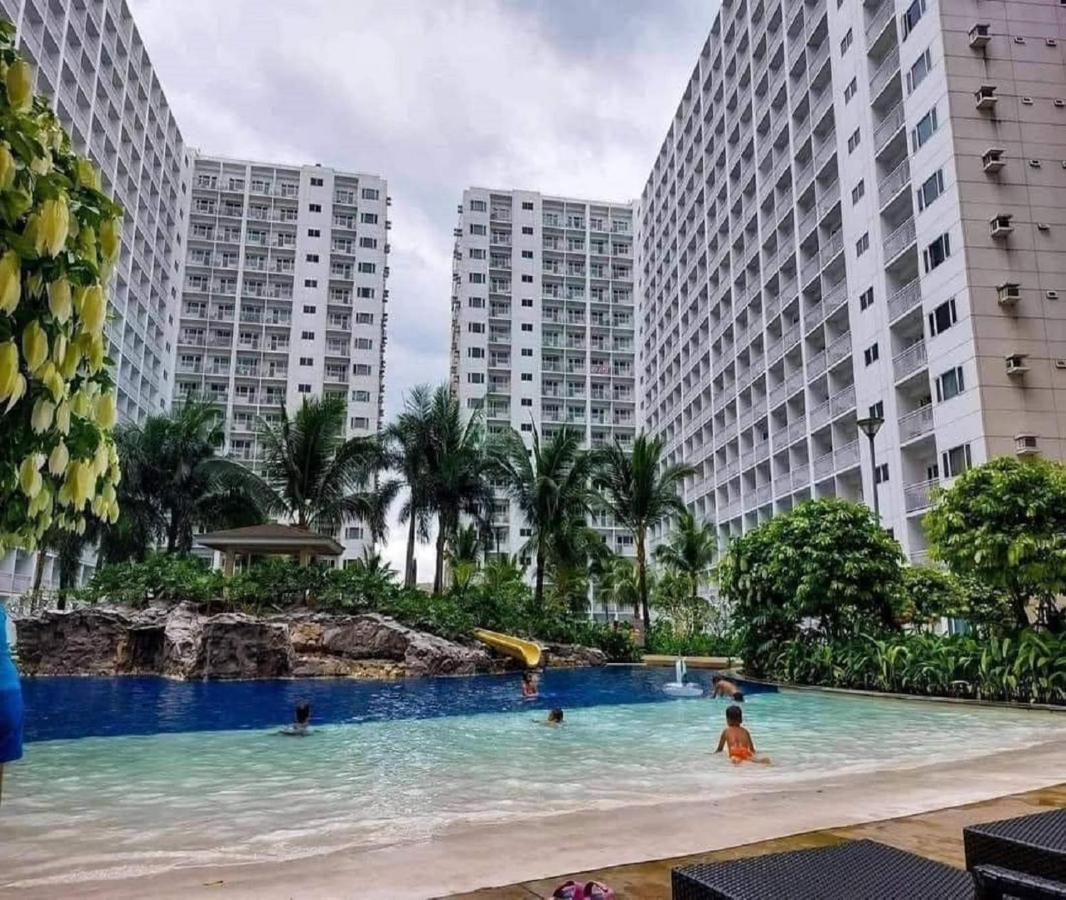 Shore Residences Pasay Luaran gambar