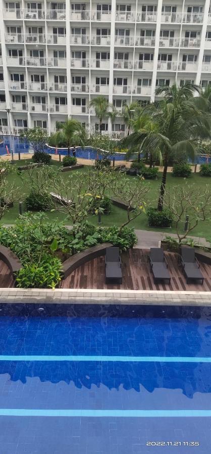 Shore Residences Pasay Bilik gambar